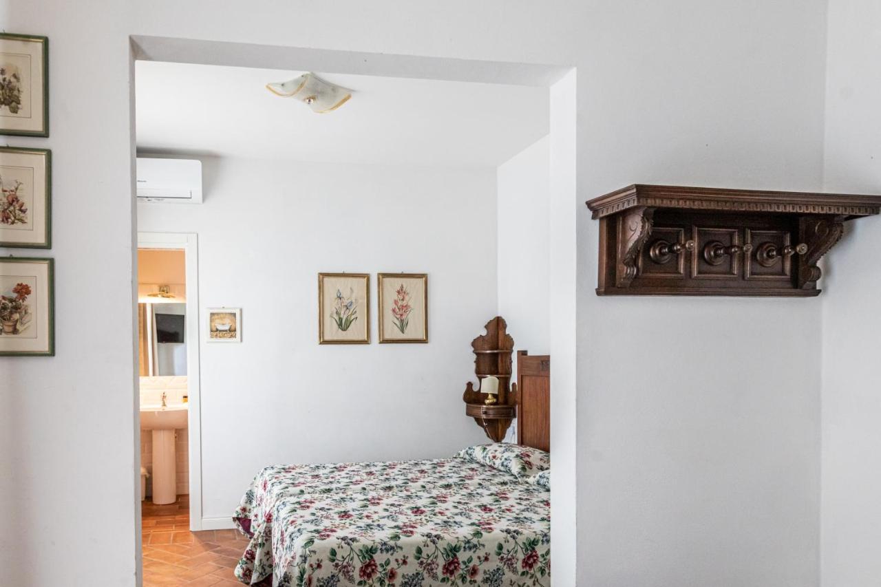 La Locanda Di Adele - Il Giardinetto B&B สการ์เปริอา ภายนอก รูปภาพ