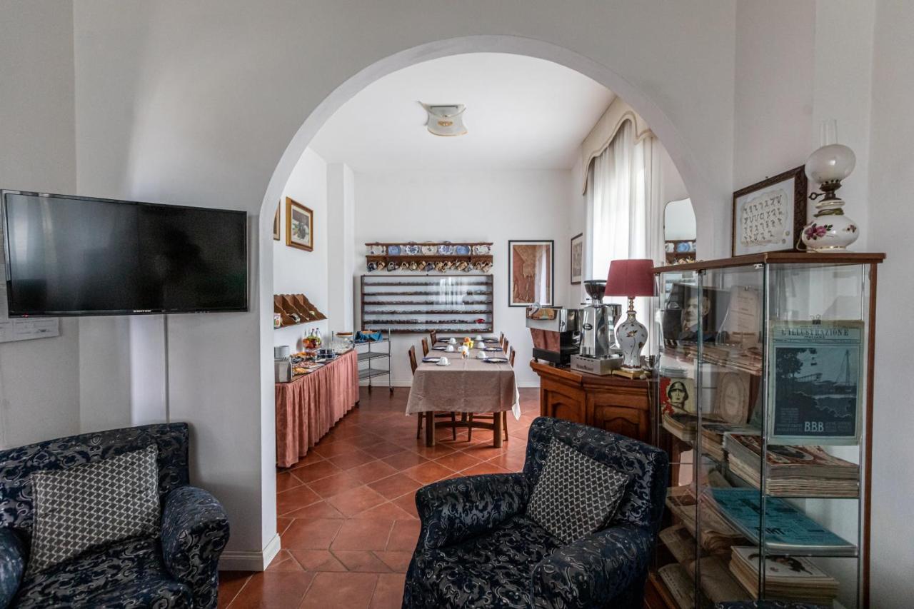 La Locanda Di Adele - Il Giardinetto B&B สการ์เปริอา ภายนอก รูปภาพ